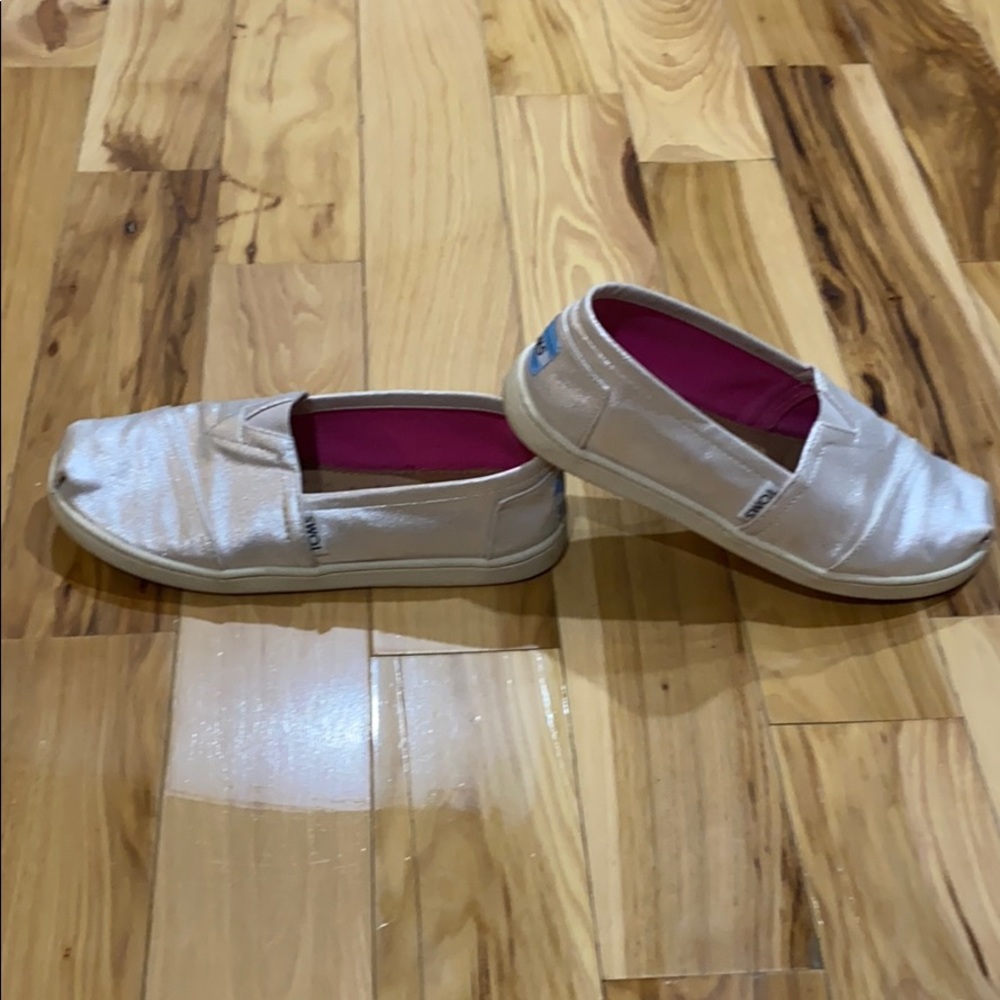 Girls leather Toms